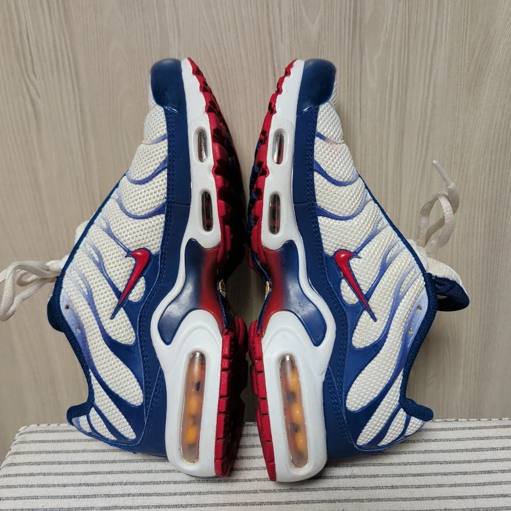Nike Air Max Plus TN US 6 Women 7.5 White Blue Red CJ9928-100 Tuned Air EUR 38.5